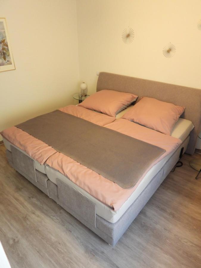 Ferienwohnung "Off Born" Familie Bremm Zell an der Mosel Esterno foto