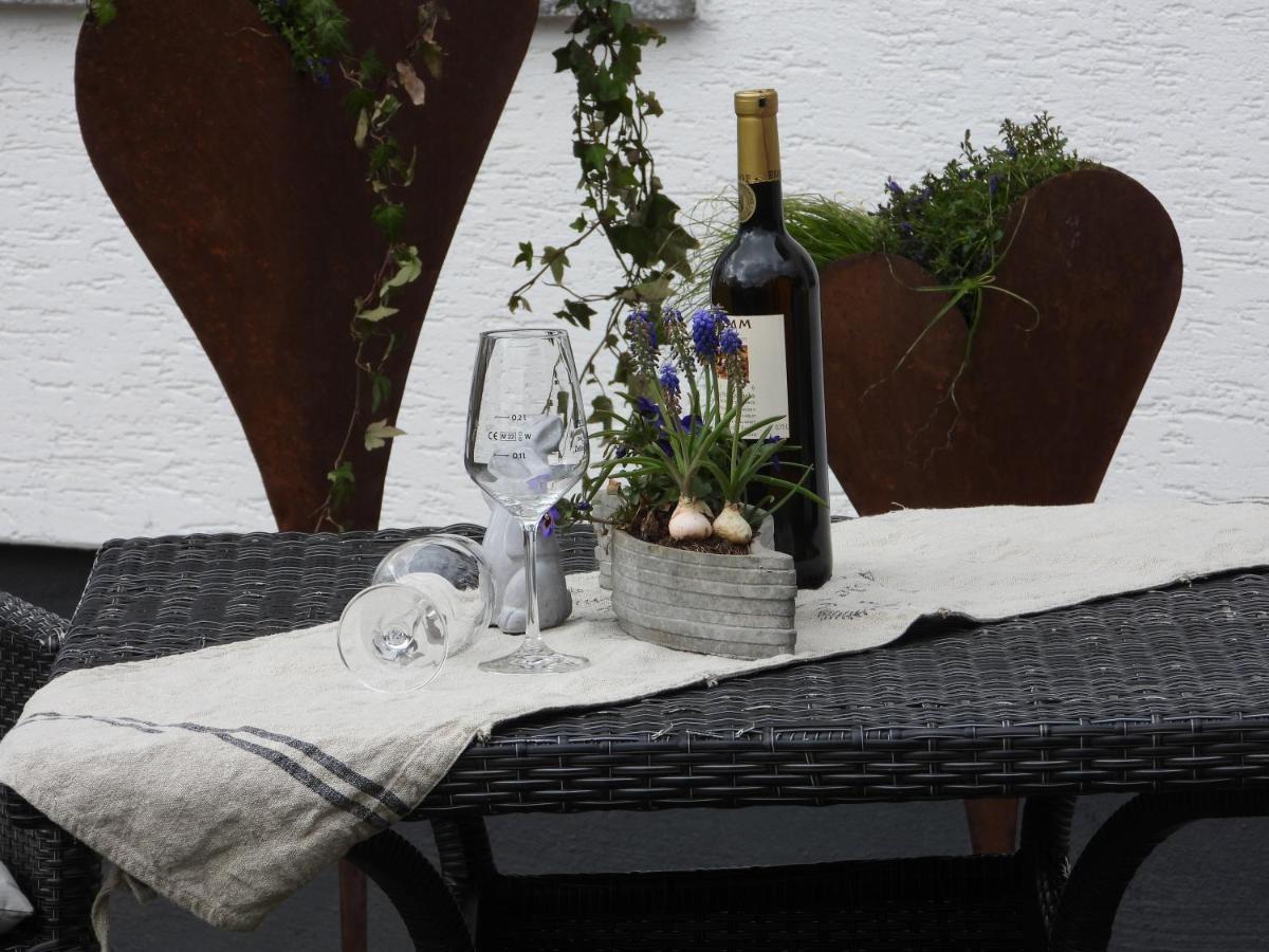 Ferienwohnung "Off Born" Familie Bremm Zell an der Mosel Esterno foto