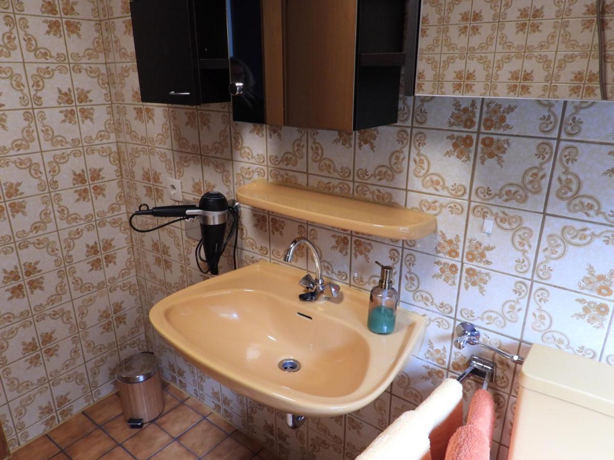 Ferienwohnung "Off Born" Familie Bremm Zell an der Mosel Esterno foto